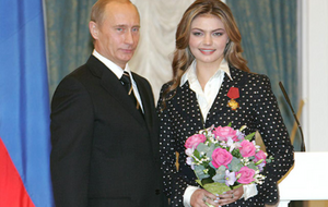 По мнению Шустера, Путин в любом случае не сможет вести нормальную жизнь, уйдя с поста президента РФ, сколько бы денег он ни скопил