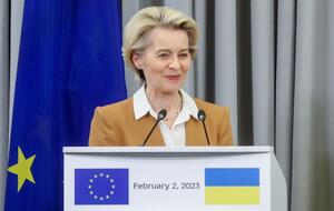 Глава Еврокомиссии назвала "большим успехом" отмену всех пошлин и квот ЕС для товаров из Украины