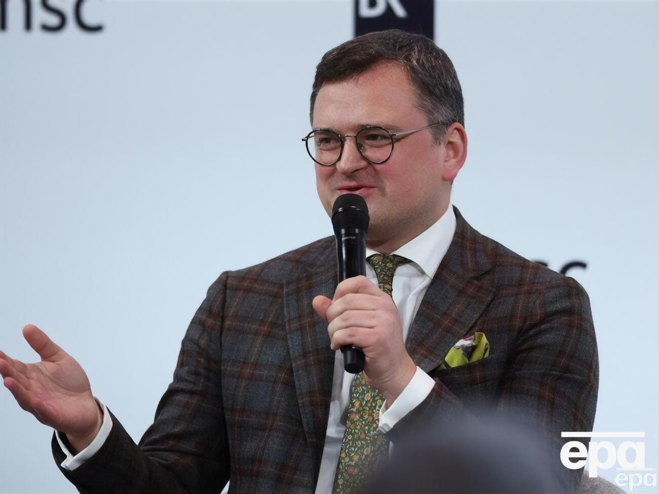 Кулеба сообщил, что не сможет присутствовать в Брюсселе сегодня, но не объяснил причин