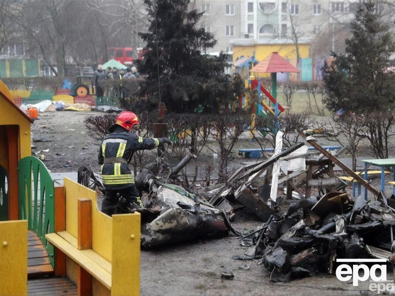 Вертолет с руководством МВД Украины на борту упал 18 января в Броварах на территории жилого микрорайона