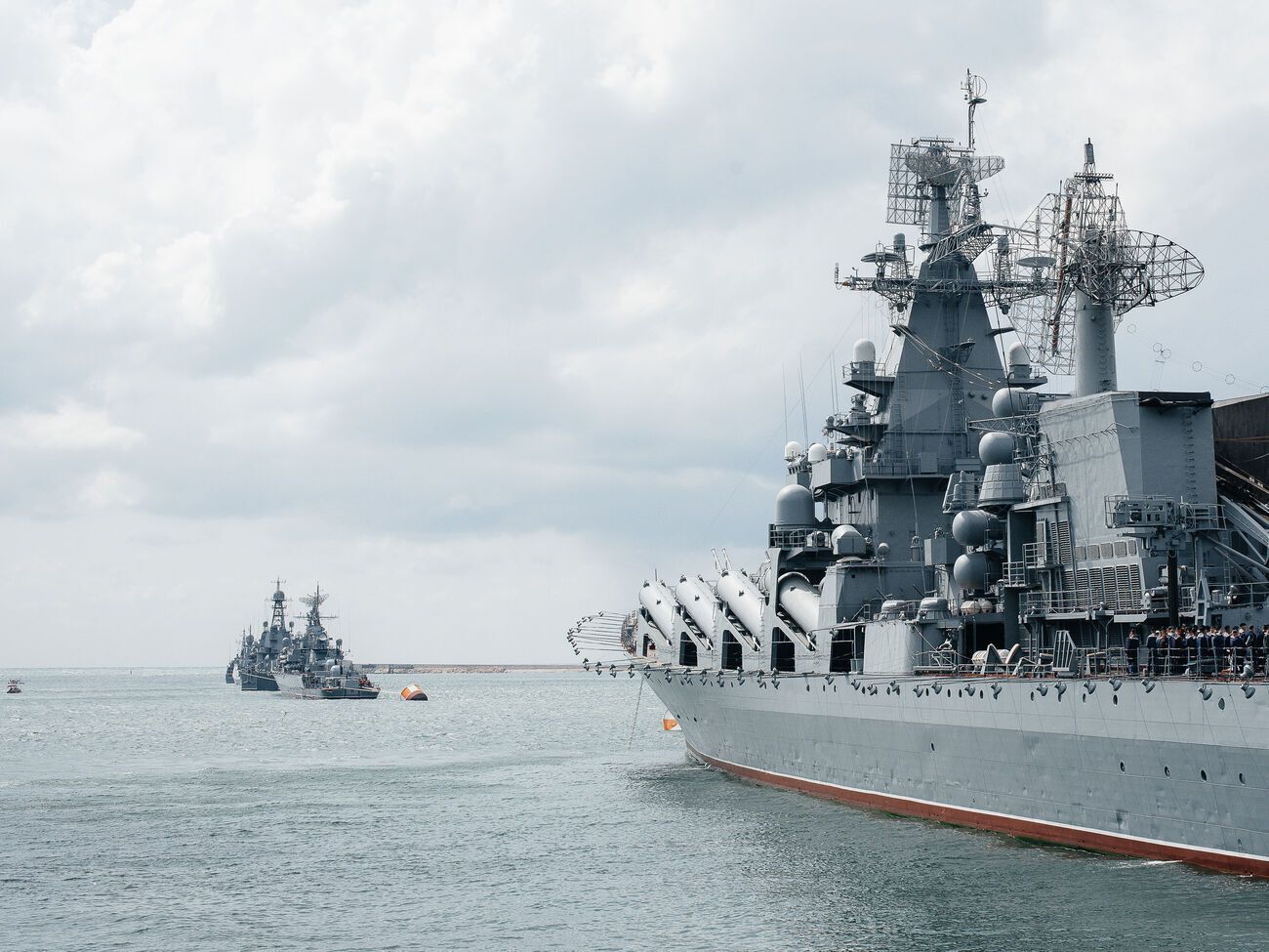 В Азовском море противник сосредоточил один корабль, в Средиземном – 10 кораблей