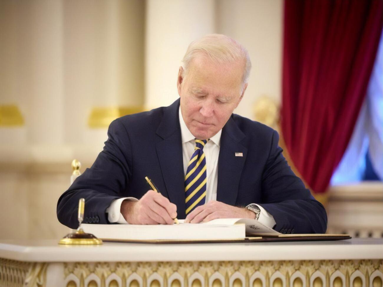 Байден написав, що для нього "велика честь знову побувати в Києві"