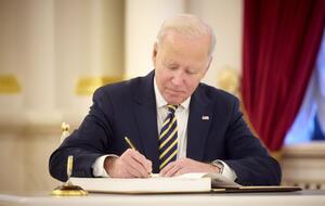 Байден написав, що для нього "велика честь знову побувати в Києві"