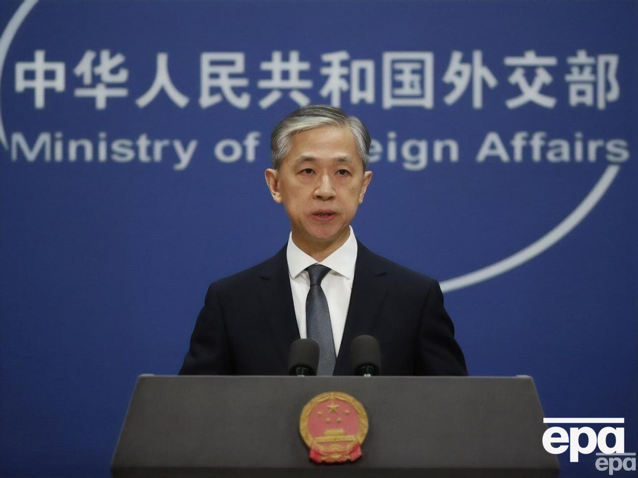 Ван Вэньбинь прокомментировал заявление США об оказании помощи РФ