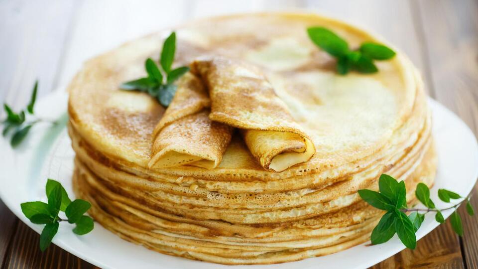 Тесто для блинов должно некоторое время настаиваться