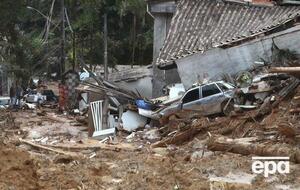 Выживших все еще ищут