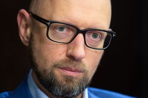 Яценюк: Лукашенко задницею крутить: "Що буде, якщо не буде Путіна, якщо програє Росія, а якщо буде міжнародний трибунал і в цей міжнародний трибунал потягнуть мене?"