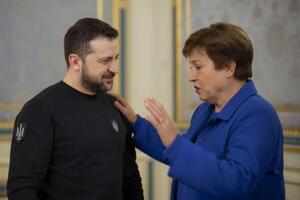 Георгиева, по словам Зеленского, высоко оценила деятельность Украинского государства и всех его институтов, продолжающих работу, несмотря на полномасштабное российское вторжение