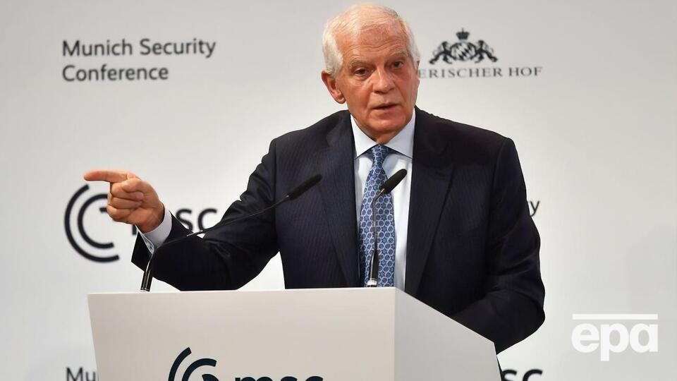 Боррель: Ван И сказал мне, что Китай не собирается поставлять оружие РФ, но мы будем сохранять бдительность