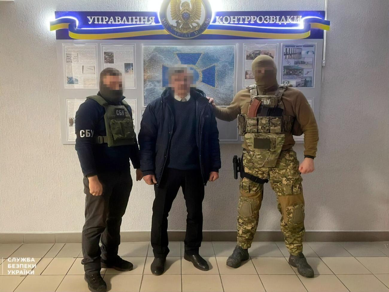 Старосте объявили о подозрении в госизмене, он арестован