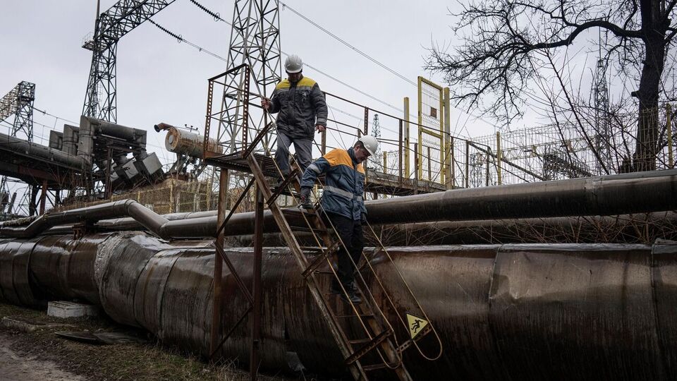 З осені минулого року російські військові почали атакувати вугільні електростанції, підстанції і трансформатори по всій Україні