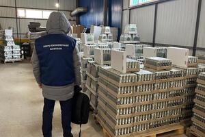 Споживачу продукцію постачали з підробленими акцизами, зазначили у БЕБ