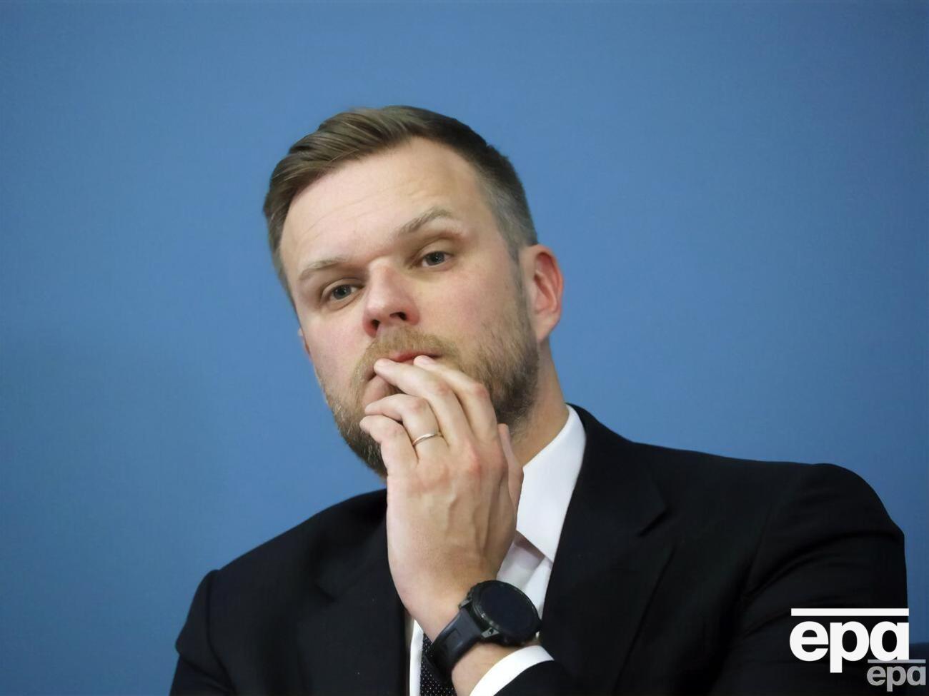 Ландсбергіс нагадав Росії, із ким вона воює