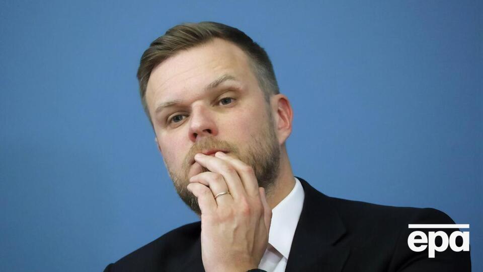 Ландсбергис напомнил России, с кем она воюет