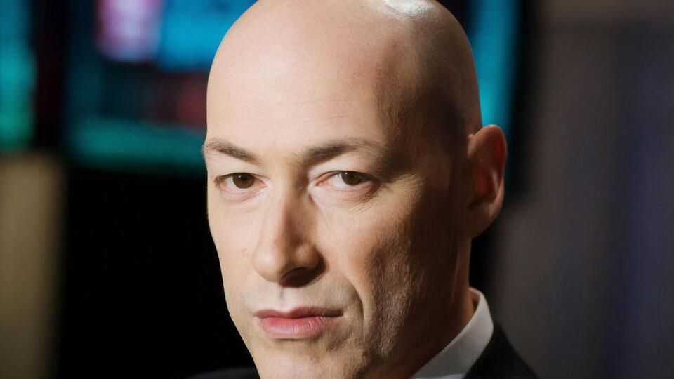 Гордон убежден, что в возможность надежного мира с Россией уже никто не верит – на основе исторического опыта. Поэтому переговоры с агрессором возможны только о капитуляции и репарациях