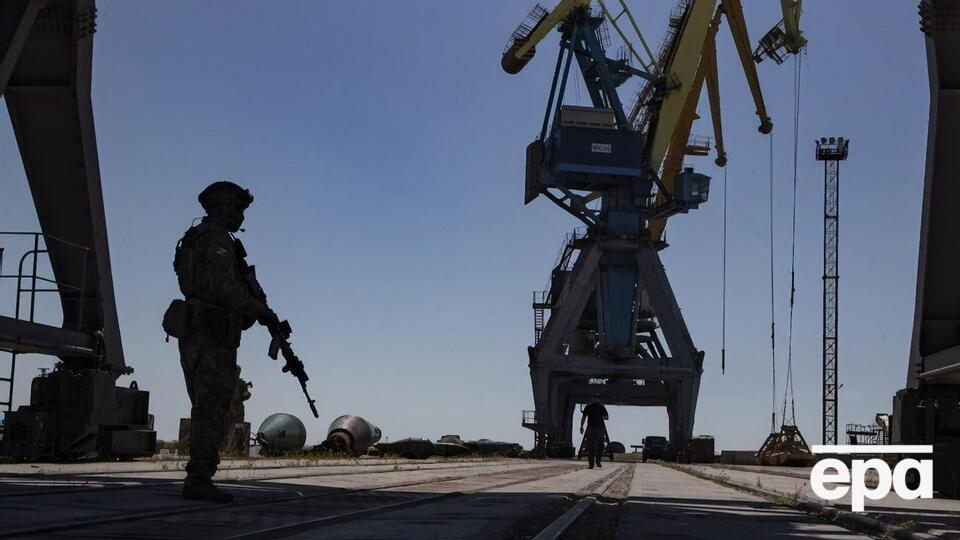 У порту Маріуполя окупанти розмістили склад боєприпасів, 22 лютого він потрапив під удар