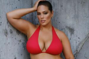 Грэм выбрала образ, подчеркивающий фигуру