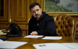 Зеленский рассказал президенту Уганды о мирных инициативах Украины в ООН