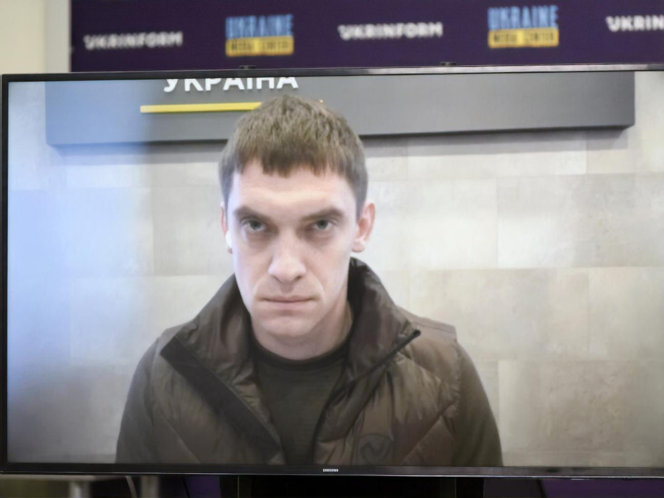 Федоров попередив жителів окупованих територій, що їхні розмови можуть прослуховувати