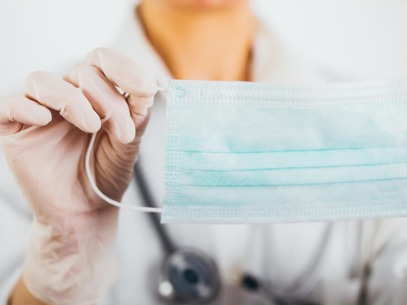 Эпидемия COVID-19 началась в Украине в 2020 году