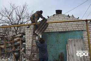 Ворожі снаряди поцілили в житлові будинки херсонців