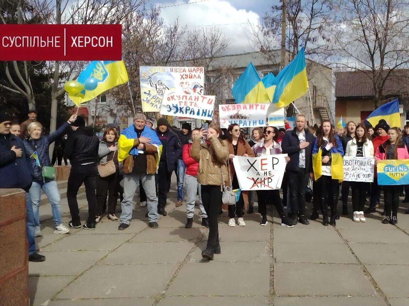 Клочко: Никто с цветами русских не встречал