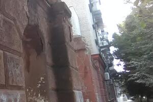 Будинок "сталінка", у якому мешкає Петро Клочко