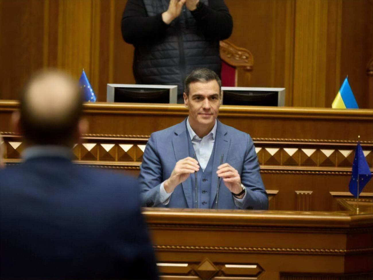 Санчес &ndash; депутатам Ради: Ви боретеся за правду, і в цьому є різниця між вами та Росією