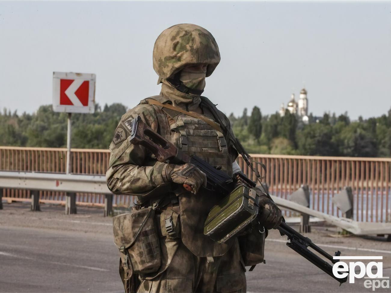 Окупанти позначають документи жителів окупованих територій, кажуть у ЦНС