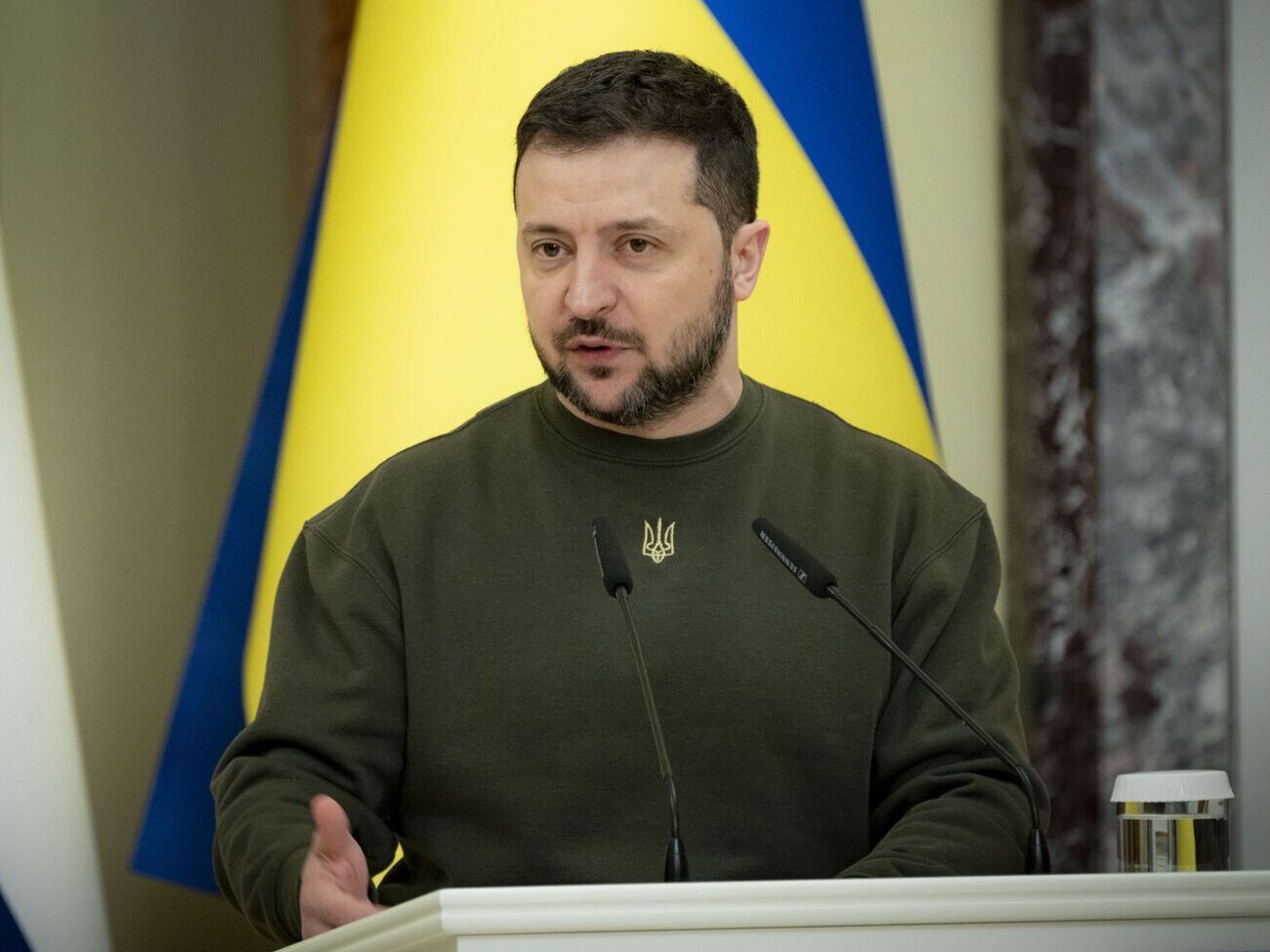 Зеленский не исключал освобождение Крыма невоенным путем