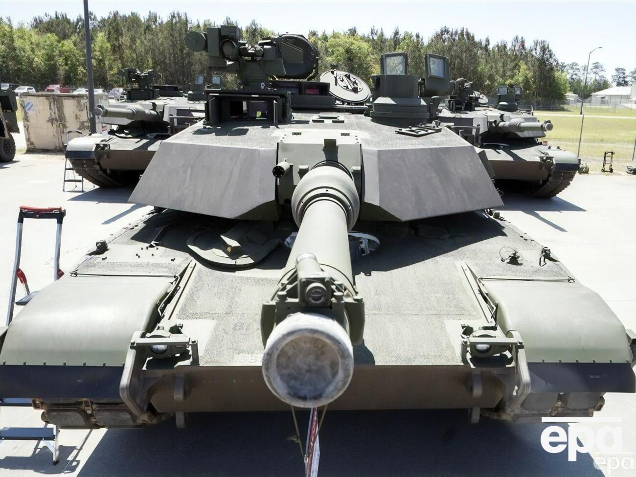 Доставка американских танков в Украину займет много месяцев, говорят в США