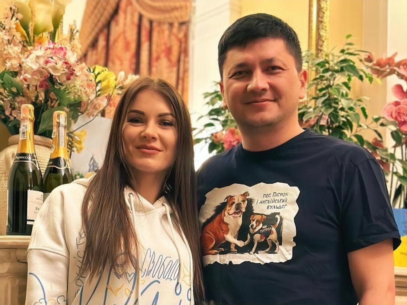 Ким вместе с женой Юлией воспитывает троих детей