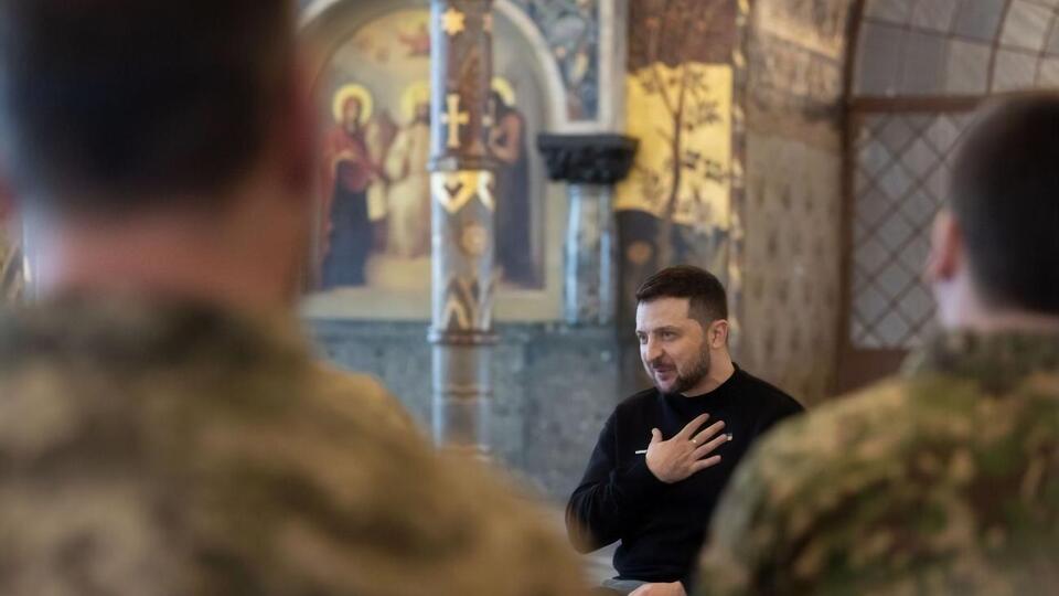 Зеленський: Дякую за ваше служіння, за те, що ви були разом із бійцями у цей рік повномасштабної війни