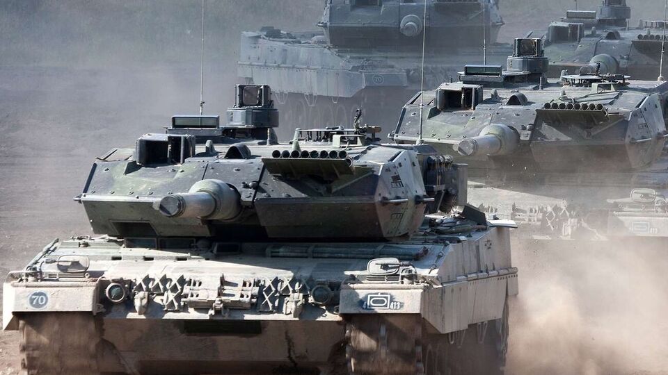 Правительство Швеции намерено передать Украине до 10 боевых танков Leopard 2 при условии получения разрешения от Риксдага