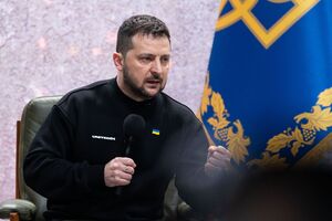 Зеленский: Путину необходимо показывать россиянам успехи на поле боя