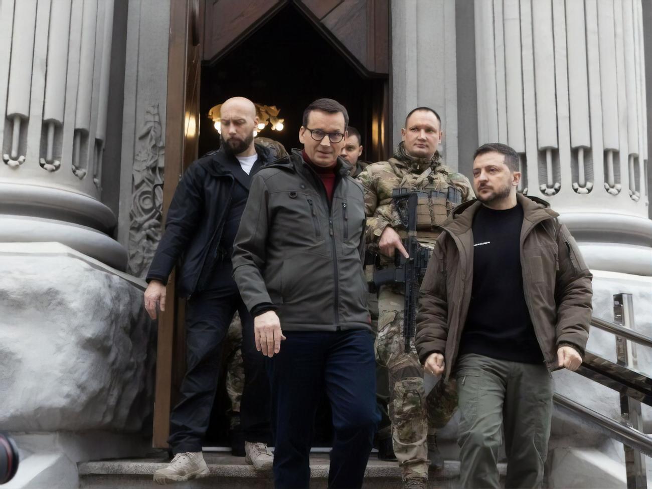 Зеленський зазначив, що прем'єр Польщі &ndash; один із тих лідерів, які працюють, щоб 10-й пакет санкцій "став трохи потужнішим"