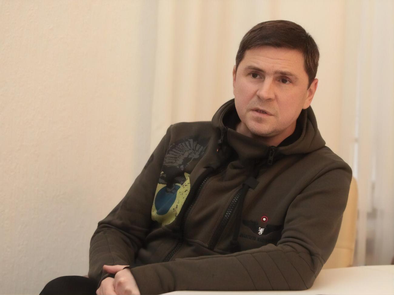 Роблячи ставку на РФ, Китай помиляється &ndash; Подоляк