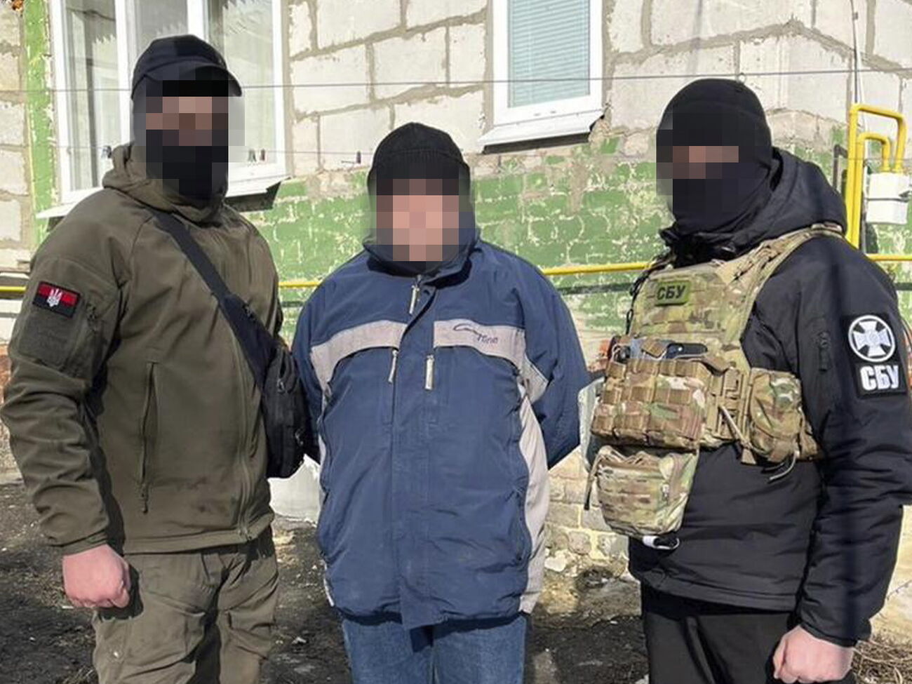 За даними СБУ, чоловік працював "експертом" в "управлінні внутрішніх справ" окупантів