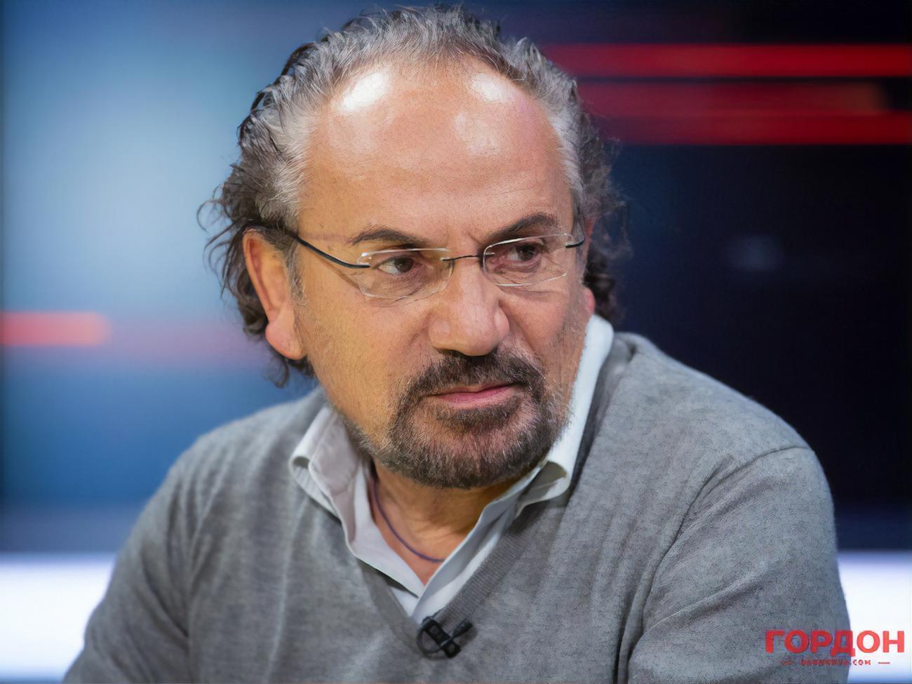 Якщо Китай увійде до військового альянсу з Росією, він дістане ті ж санкції, що й РФ, вважає Шустер