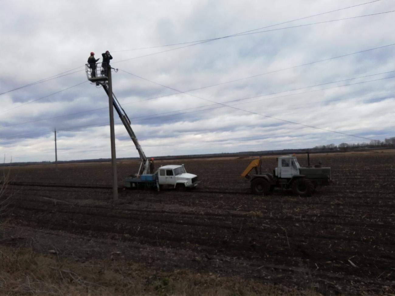 Ремонтні бригади вже працюють, кажуть у компанії