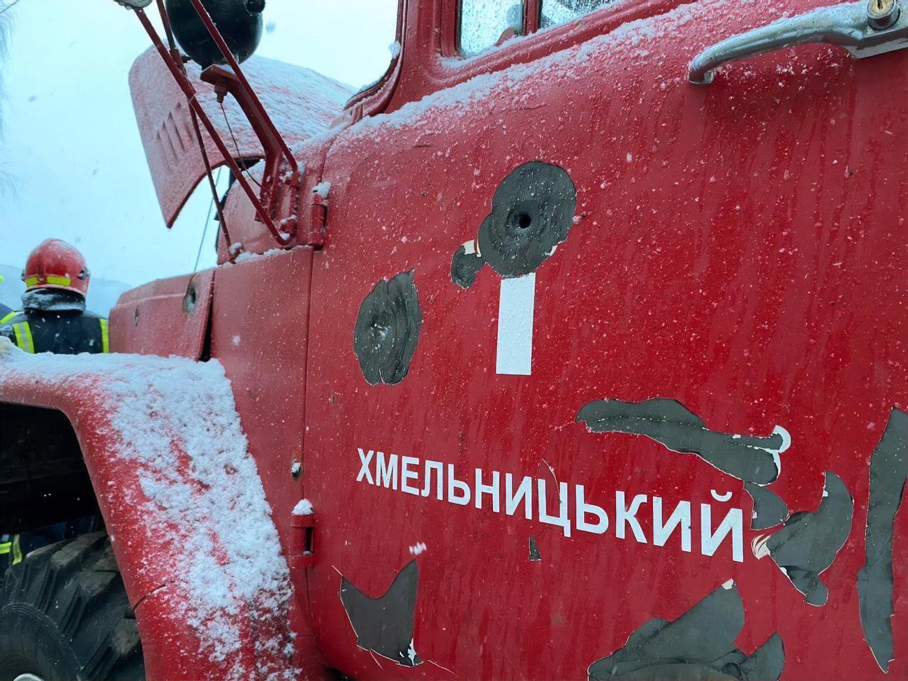 Росіяни вдарили по рятувальниках, які гасили пожежу після попередньої атаки