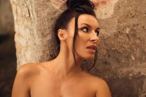 Мейхер позировала в качестве модели