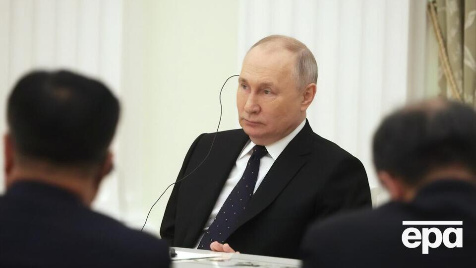 Бернс: Путін, безумовно, не сентиментальний щодо загибелі росіян і величезних втрат