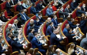 В Українській асоціації виробників тютюнових виробів ”Укртютюн” вимагають від Ради повернутися до розгляду проєкту закону № 3044а-2, який підготували ще 2020 року