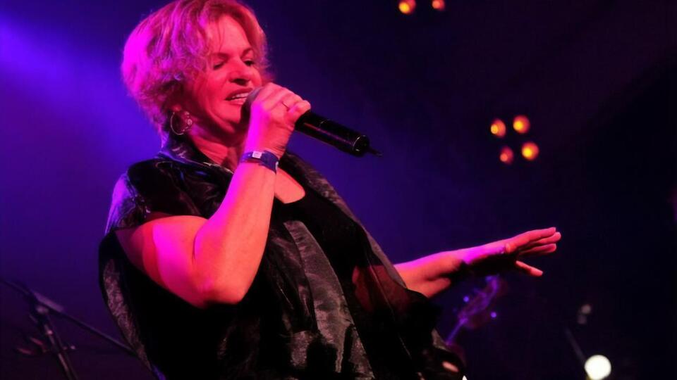 Беліна виконала композицію, музику до якої написав композитор Толмачов, а слова – поет Демків