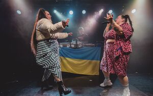 Артистки вместе спели хит из репертуара alyona alyona "Пушка"