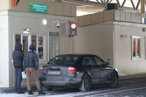 Очевидці кажуть, що таких перевірок на виїзд із Білорусі не було вже рік