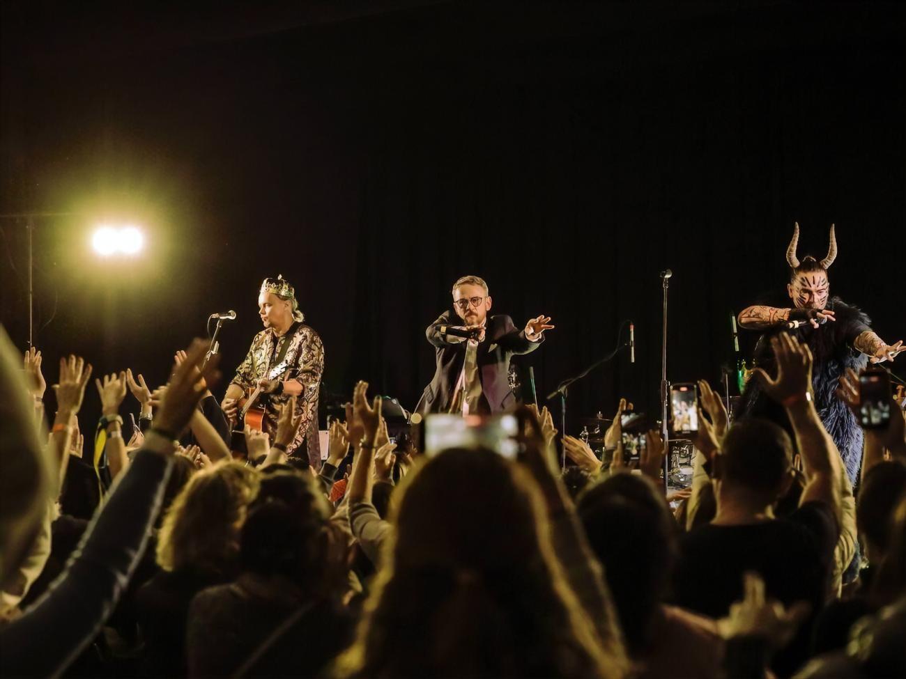 ТНМК із 18 лютого виступає у Європі з благодійним концертним туром