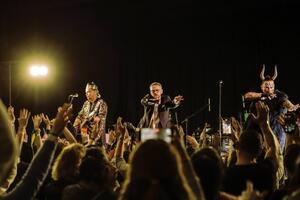 ТНМК із 18 лютого виступає у Європі з благодійним концертним туром