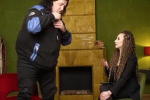 Бобул – Антонюк: Ти починаєш давити своєю термінологією, яку я не розумію. Нехай я не розумію, хай я дурний. Я кажу тобі життєві речі